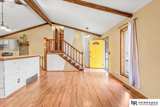 6712 S 73rd Avenue, Ralston, NE 68127