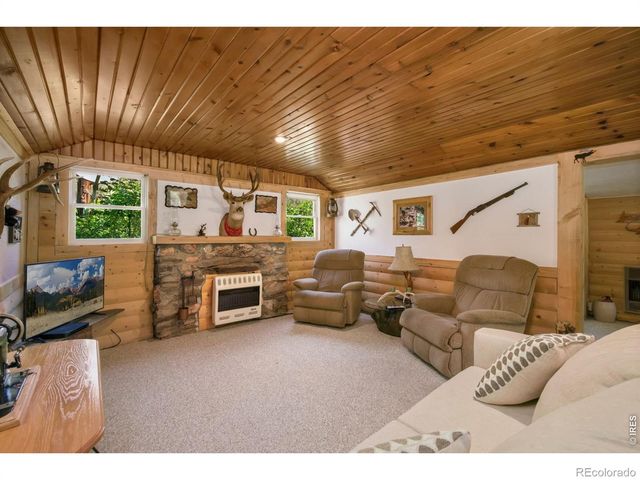 47 Falls Creek Drive, Bellvue, CO 80512