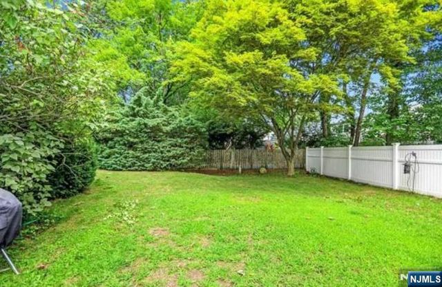 294 Continental Avenue, River Edge, NJ 07661
