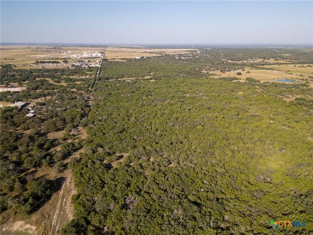 112 Loop 308, Briggs, TX 78608