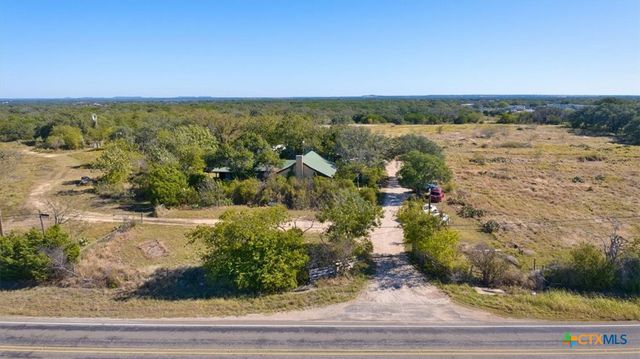 112 Loop 308, Briggs, TX 78608