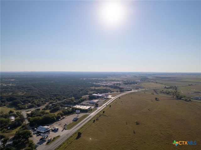 112 Loop 308, Briggs, TX 78608