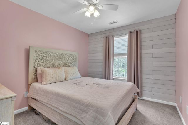 102 Lochenshire Place, Belton, SC 29627