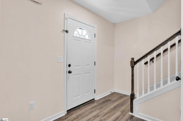 102 Lochenshire Place, Belton, SC 29627