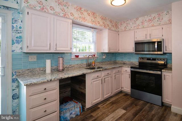 3 EAGLE CT, Sicklerville, NJ 08081