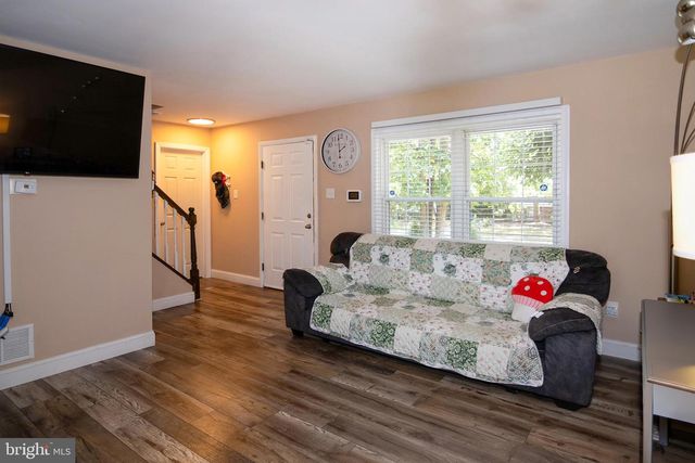 3 EAGLE CT, Sicklerville, NJ 08081