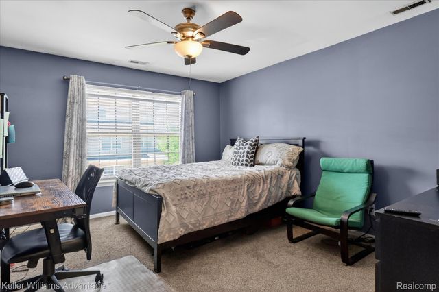 446 Old Pine Way, Walled Lake, MI 48390