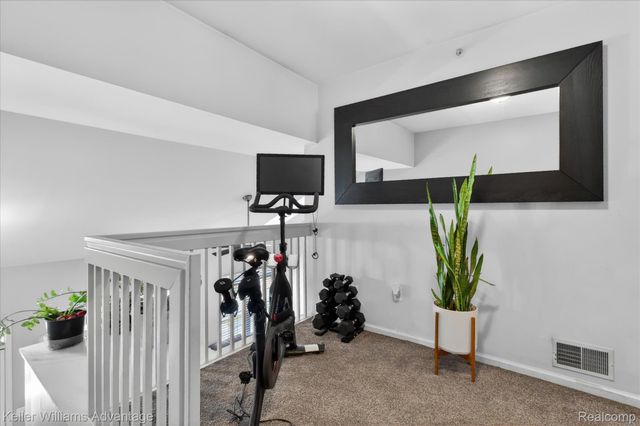 446 Old Pine Way, Walled Lake, MI 48390