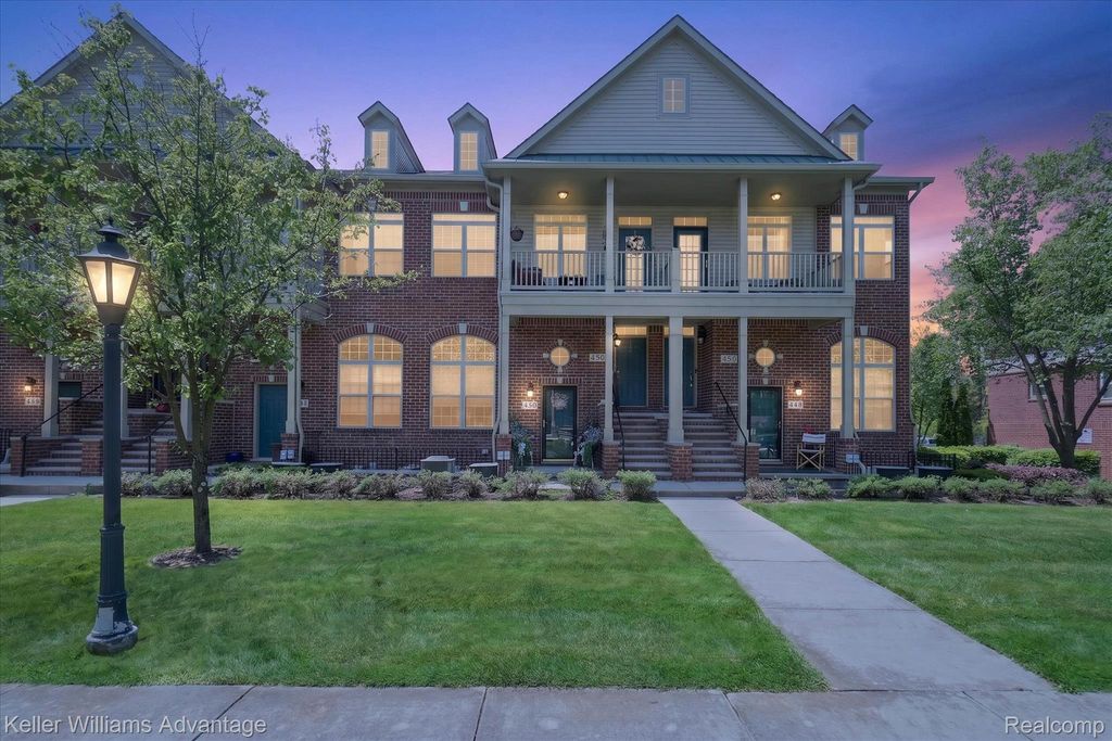 446 Old Pine Way, Walled Lake, MI 48390