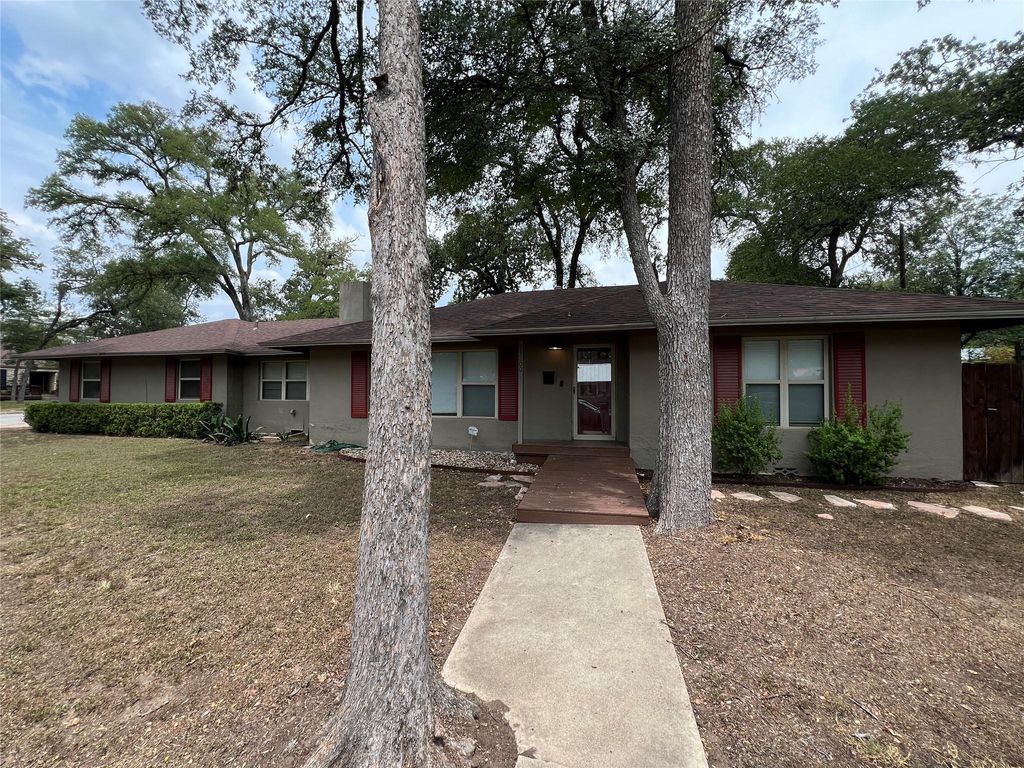 1200 Bentwood RD, Austin, TX 78722