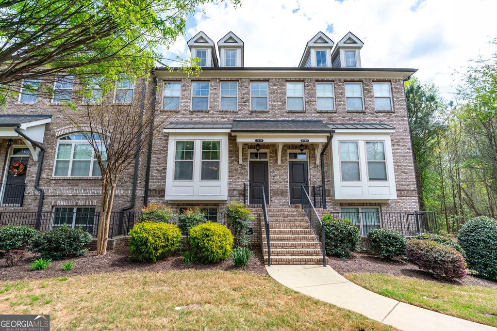 7970 Willoughby Court, Alpharetta, GA 30005