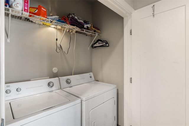 2805 Dulce LN 1033, Austin, TX 78704