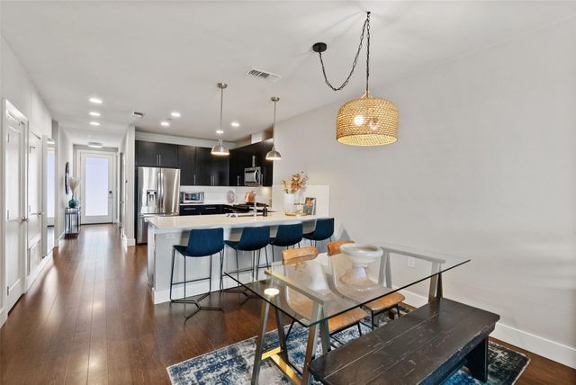 2805 Dulce LN 1033, Austin, TX 78704