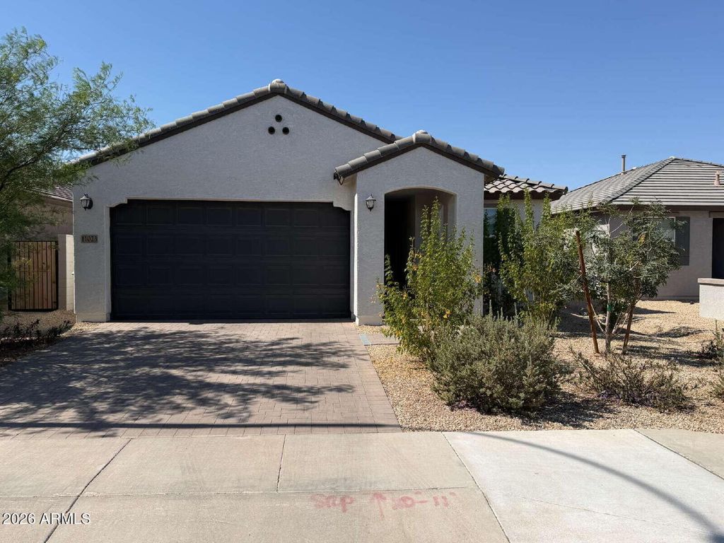 11023 W ATLANTIS Way, Tolleson, AZ 85353