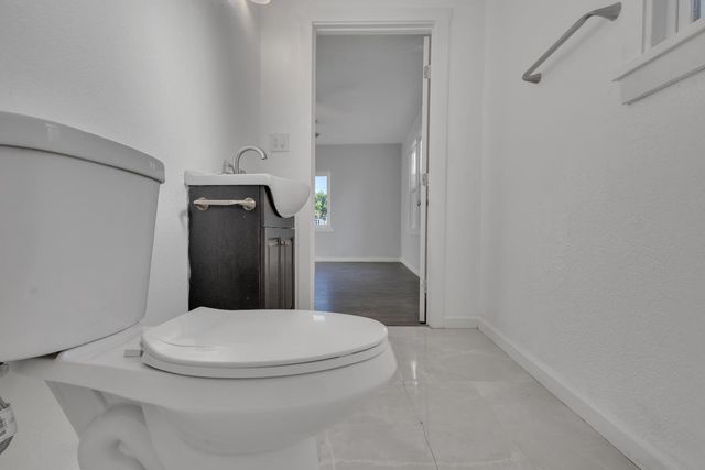 2335 E Washington St, Stockton, CA 95205