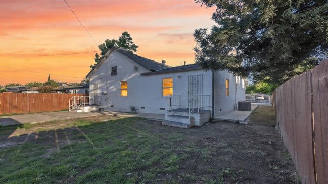 2335 E Washington St, Stockton, CA 95205