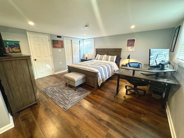 2610 Sunnyside Avenue, Westchester, IL 60154