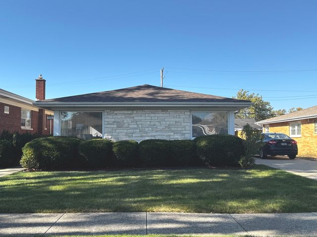 2610 Sunnyside Avenue, Westchester, IL 60154