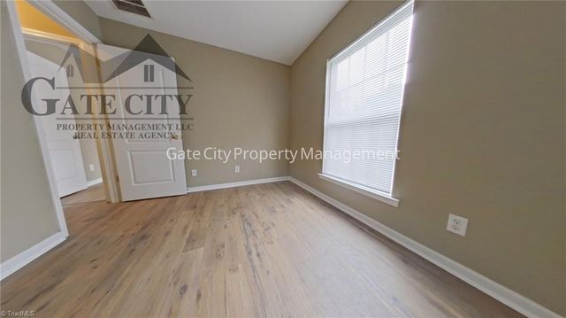 3983 Elizabeth Glen Way, Jamestown, NC 27282