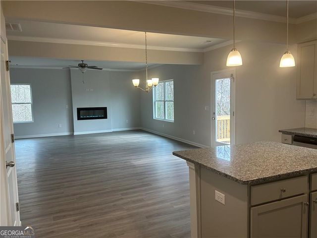 70 Meridian Point 182, Dallas, GA 30132