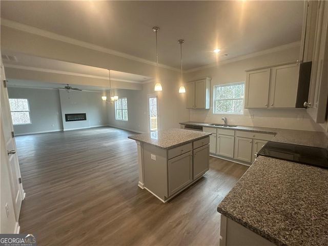 70 Meridian Point 182, Dallas, GA 30132