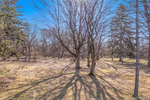 31050 BRIARCLIFF Road, Franklin Village, MI 48025