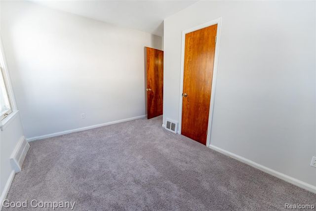 18953 Woodcrest Street, Harper Woods, MI 48225