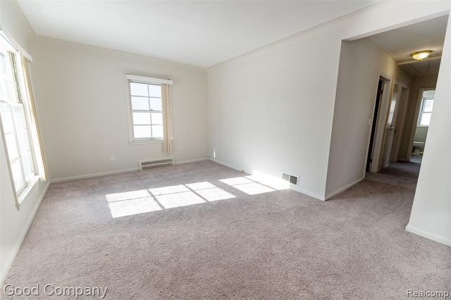 18953 Woodcrest Street, Harper Woods, MI 48225