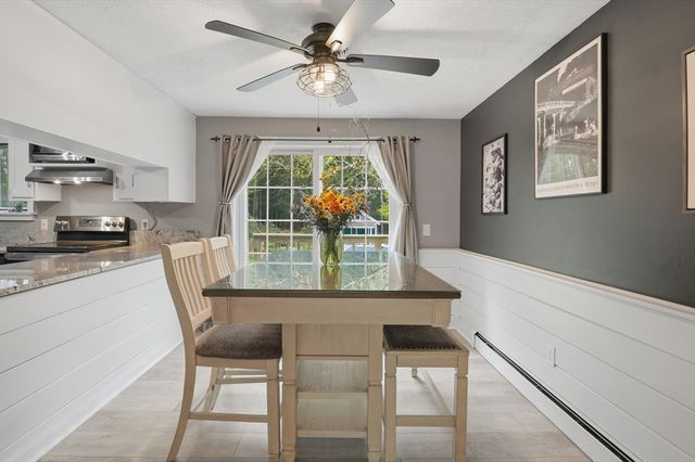 39 Arch Street, Douglas, MA 01516