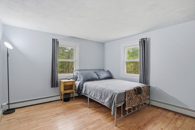 39 Arch Street, Douglas, MA 01516