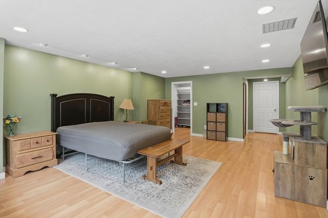 39 Arch Street, Douglas, MA 01516