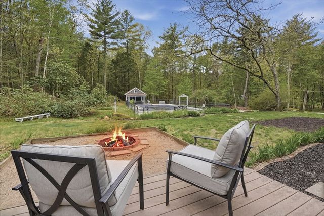39 Arch Street, Douglas, MA 01516