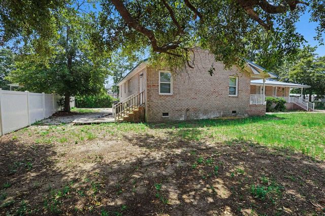 520 Boundary Ave., Murrells Inlet, SC 29576