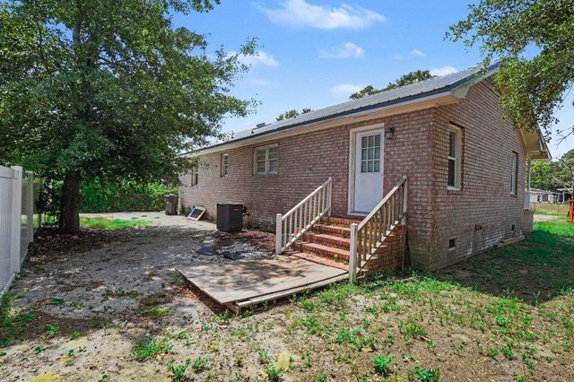 520 Boundary Ave., Murrells Inlet, SC 29576