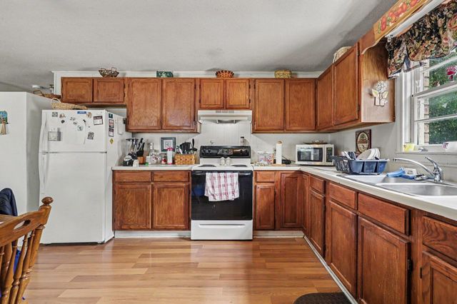 520 Boundary Ave., Murrells Inlet, SC 29576