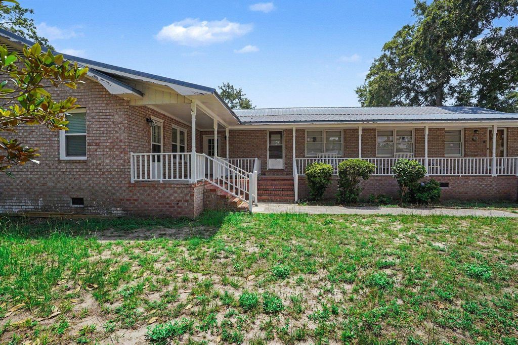 520 Boundary Ave., Murrells Inlet, SC 29576