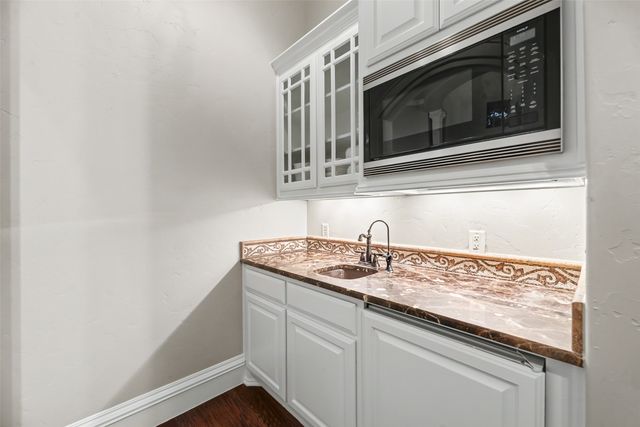 1851 Beam Drive, Southlake, TX 76092