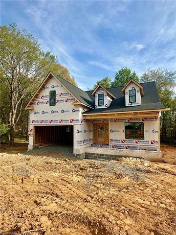 6165 Frye Bridge Road, Clemmons, NC 27012