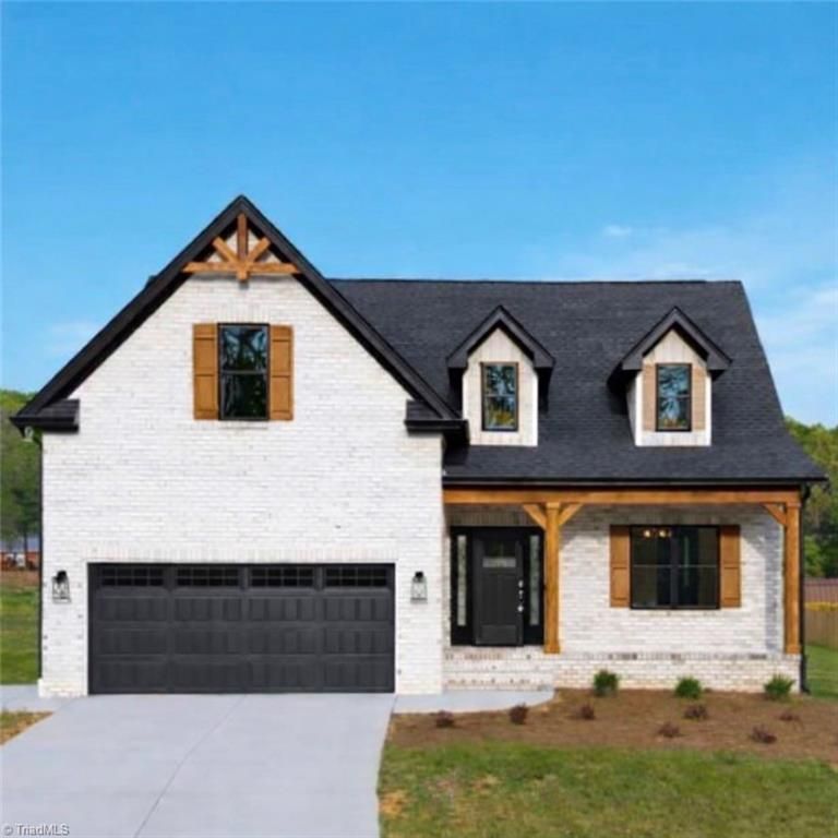 6165 Frye Bridge Road, Clemmons, NC 27012