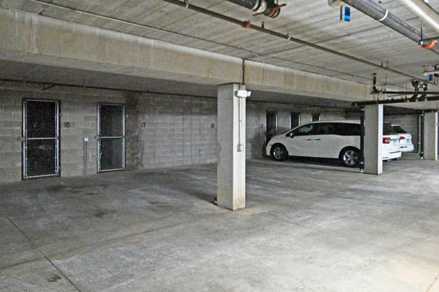 9225 Medicine Lake Road 105B, Golden Valley, MN 55427