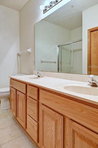 9225 Medicine Lake Road 105B, Golden Valley, MN 55427