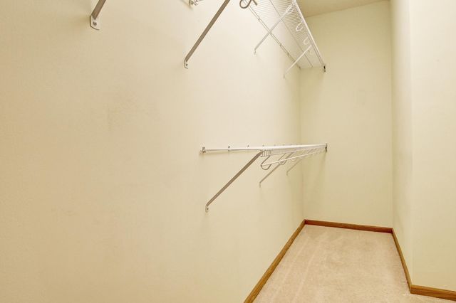 9225 Medicine Lake Road 105B, Golden Valley, MN 55427