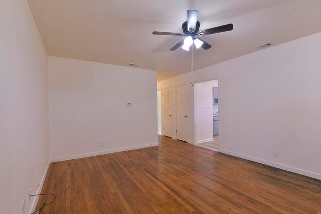 3013 2nd Street, Lubbock, TX 79415