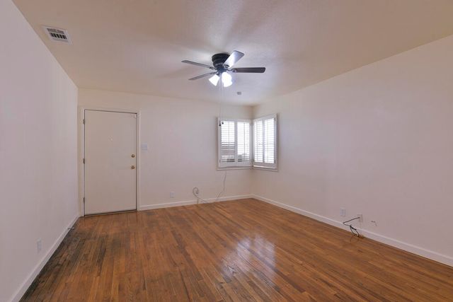 3013 2nd Street, Lubbock, TX 79415