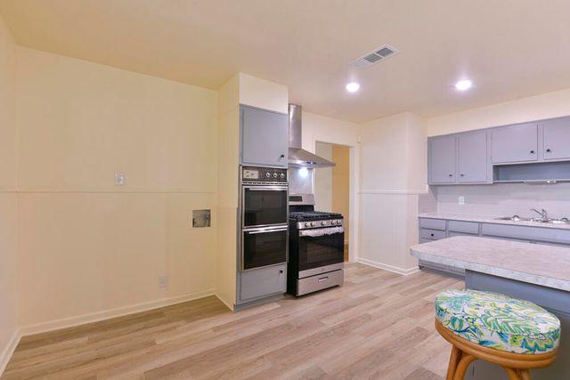 3013 2nd Street, Lubbock, TX 79415