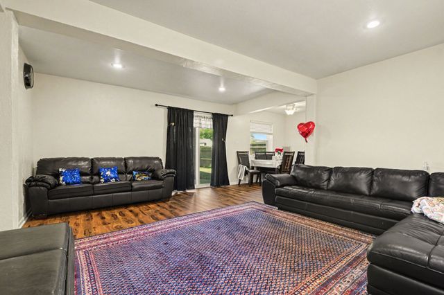 325 Hilltop Lane, Wylie, TX 75098