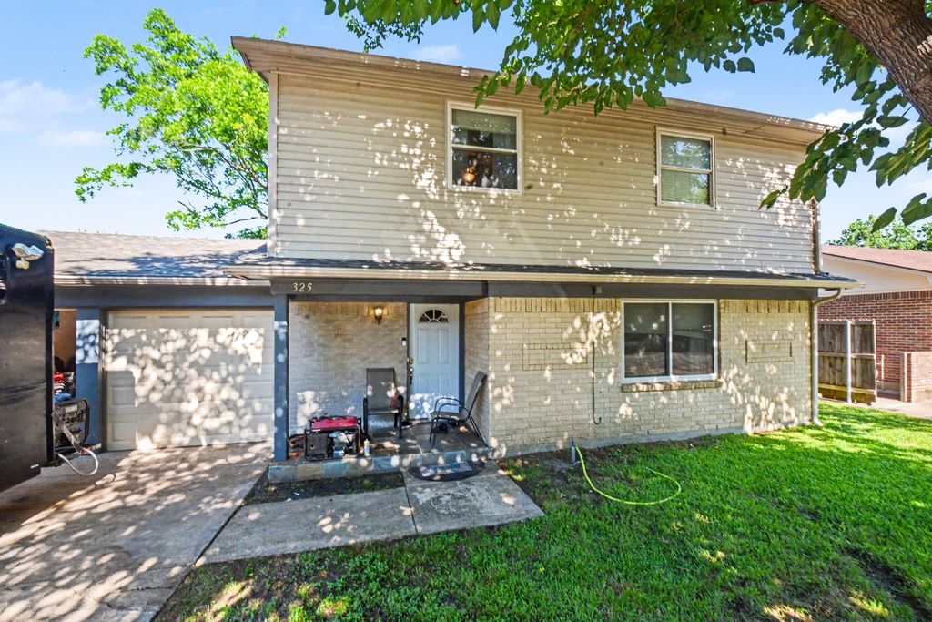 325 Hilltop Lane, Wylie, TX 75098