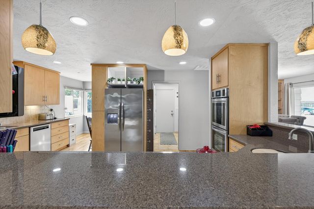 5619 Chenault, Modesto, CA 95356