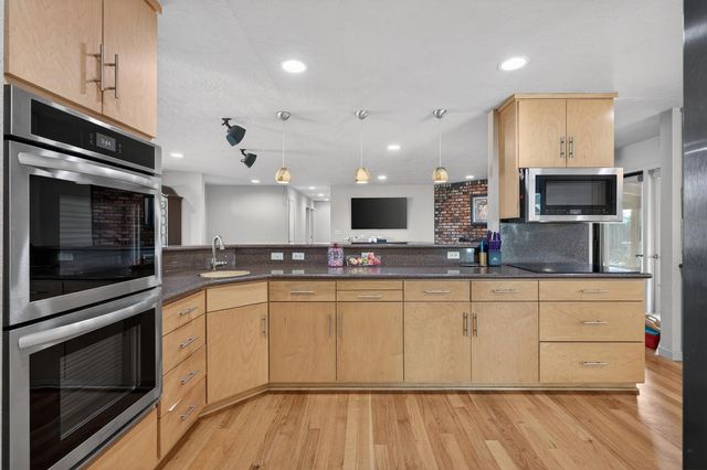 5619 Chenault, Modesto, CA 95356