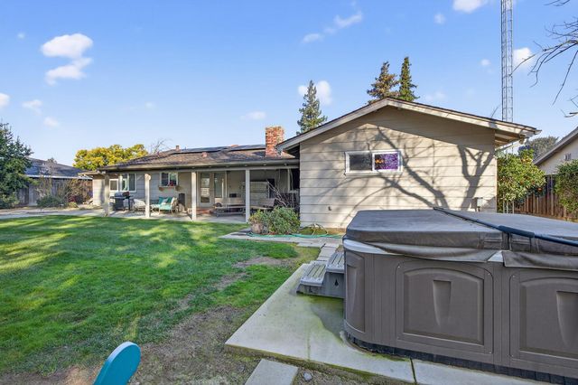 5619 Chenault, Modesto, CA 95356